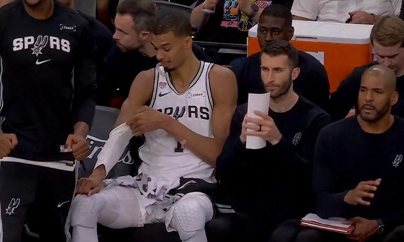 九游娱乐PC版-NBA总决赛G2：福克斯反弹，唐斯压制文班，托尼兄弟助力马刺